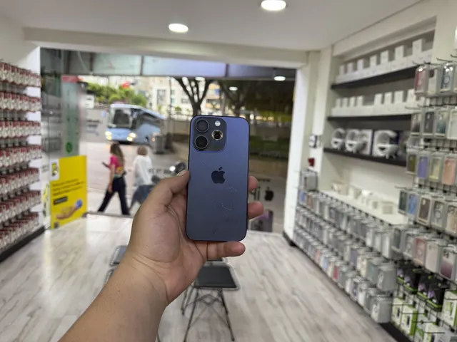 Batarya değişimi yapılan telefon